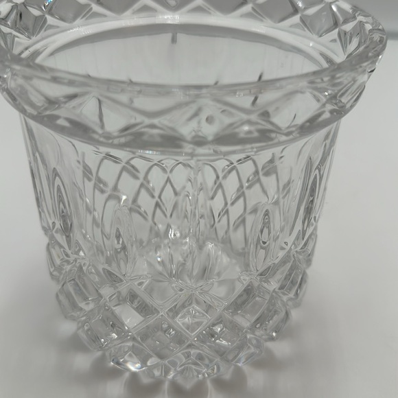 Gorham Crystal King Edward Biscuit Barrel with Lid - Picture 13 of 16